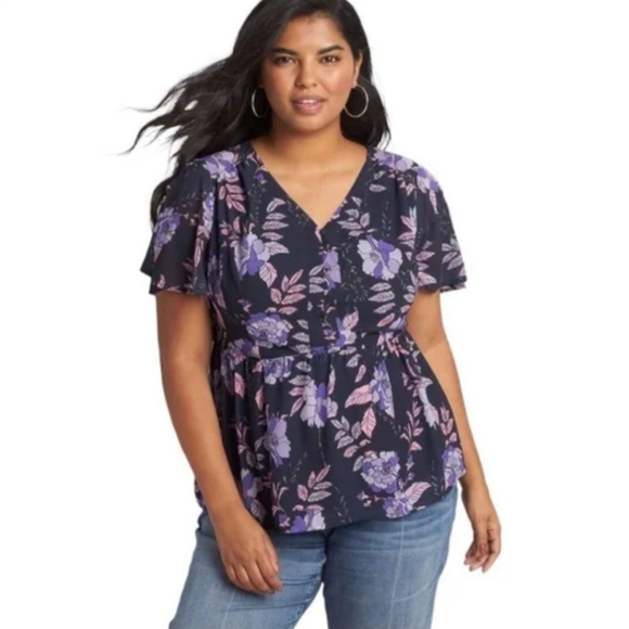 Lane Bryant Tops - Woman's Navy Blue and Pink Floral Top with buttons, peplum style size 18